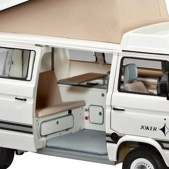 Revell 1:25 Volkswagen T3 "Camper" Model Set (Plastic) New in Box - Picture 4 of 16